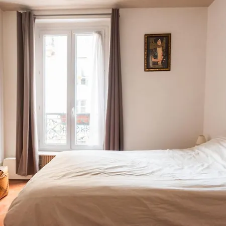 Quiet Apt In The Heart Of Menilmontant Apartment